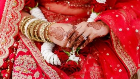 Beauty With Mehndi 1